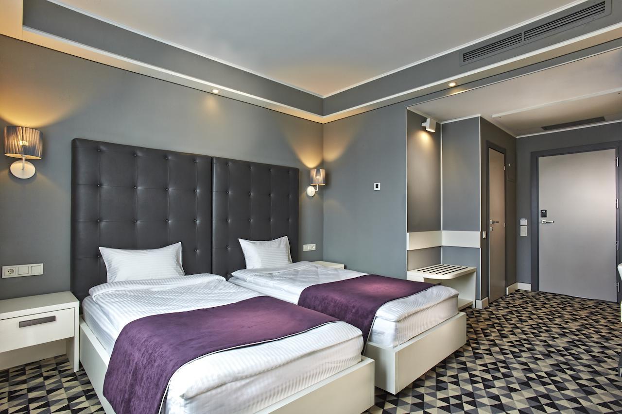 Manufactura Design-Hotel Khodosivka ภายนอก รูปภาพ