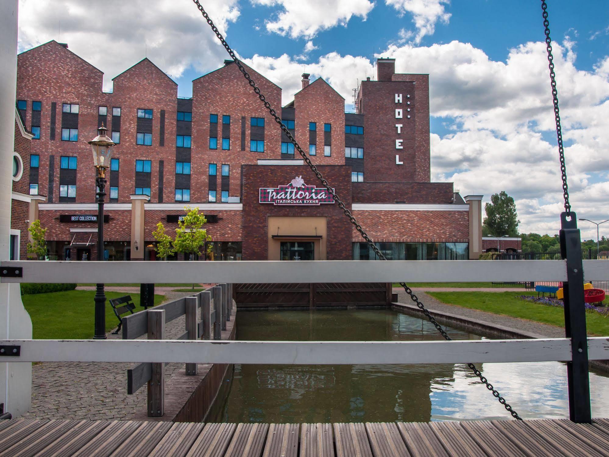 Manufactura Design-Hotel Khodosivka ภายนอก รูปภาพ