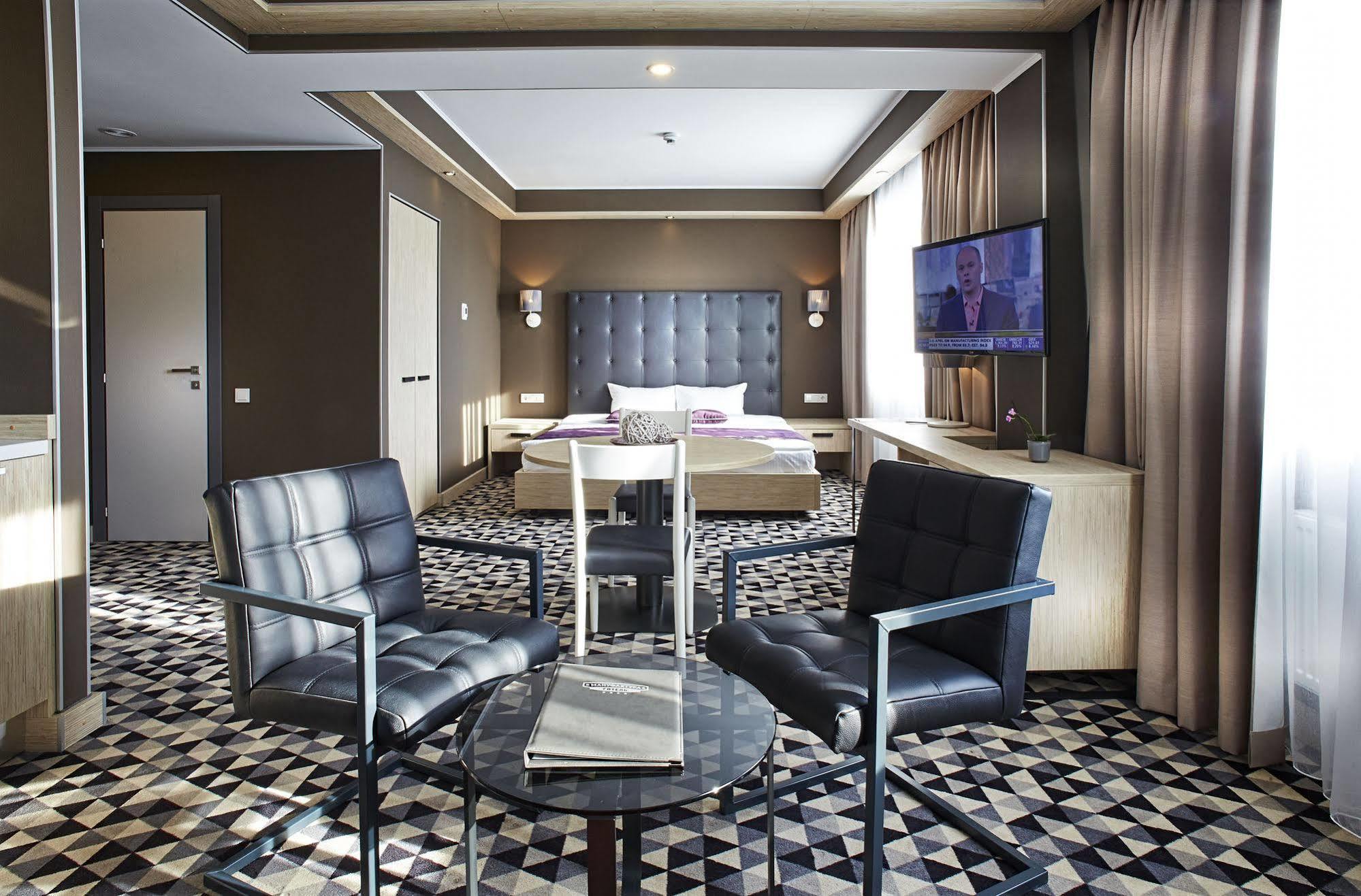 Manufactura Design-Hotel Khodosivka ภายนอก รูปภาพ